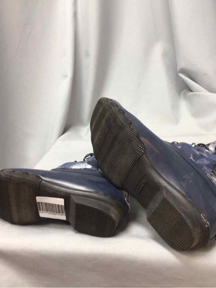 SPERRY SIZE 6 Ladies SHOES
