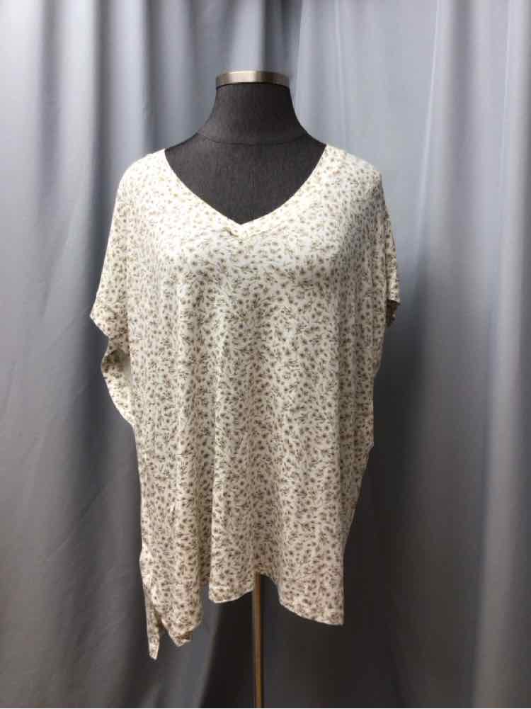 TORRID SIZE 4 X Ladies TOP
