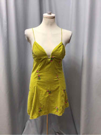URBAN OUTFITTERS SIZE XSMALL Ladies DRESS