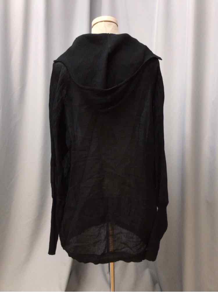 ANNETTE GARTS SIZE MEDIUM Ladies TOP