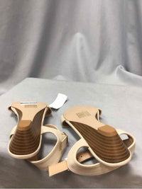 CATHERINE MALADRINO SIZE 8 Ladies SHOES