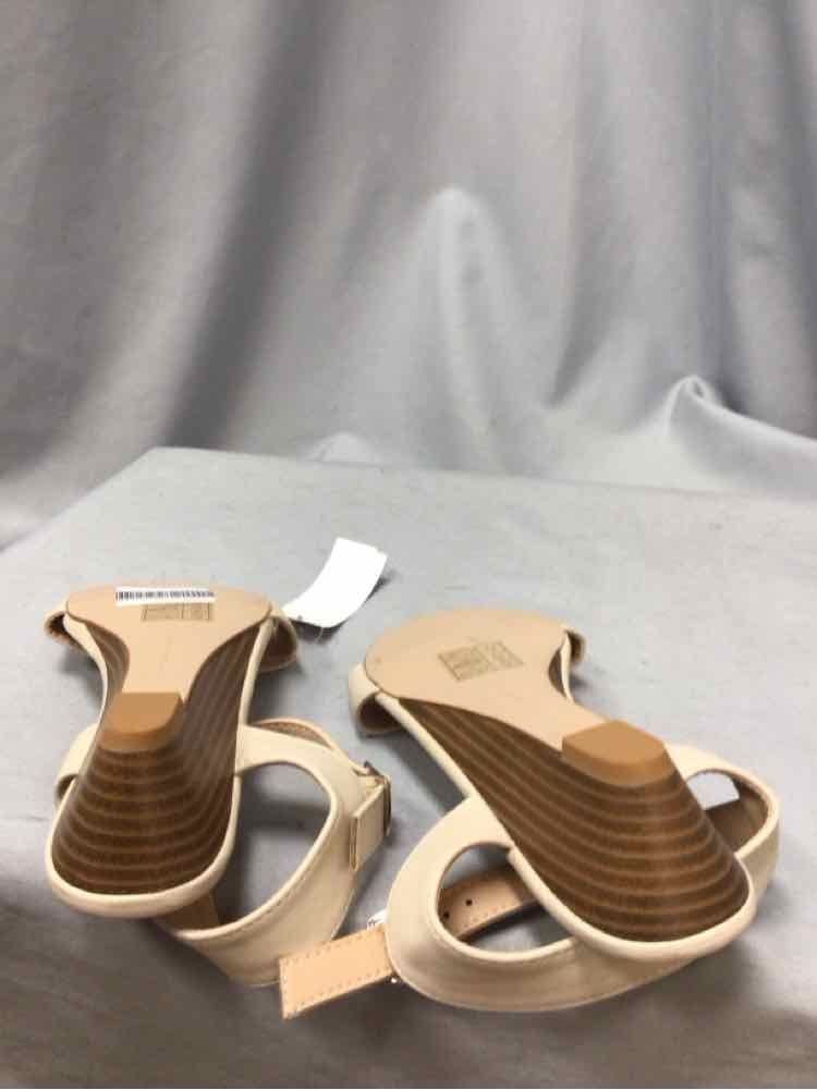 CATHERINE MALADRINO SIZE 8 Ladies SHOES