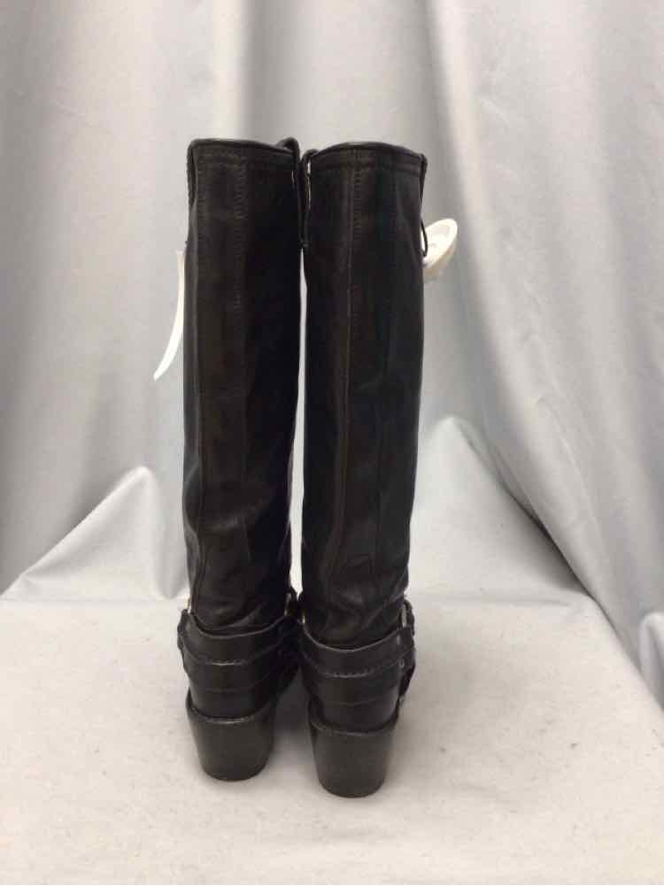 FRYE SIZE 6 Ladies SHOES
