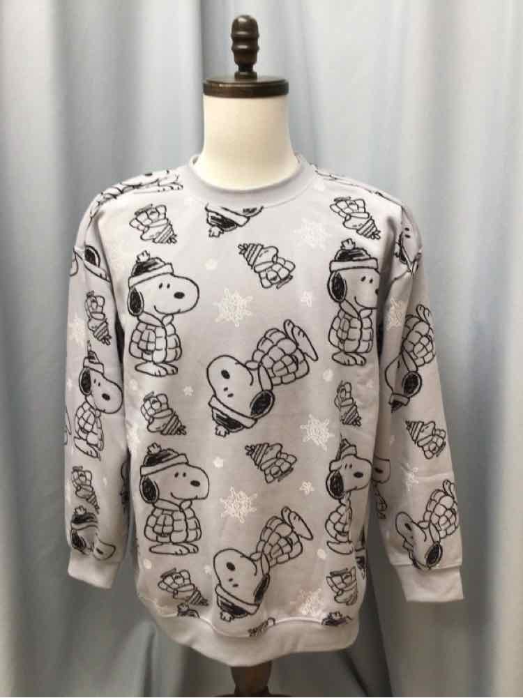 SIZE LARGE PEANUTS Men's SHIRTS