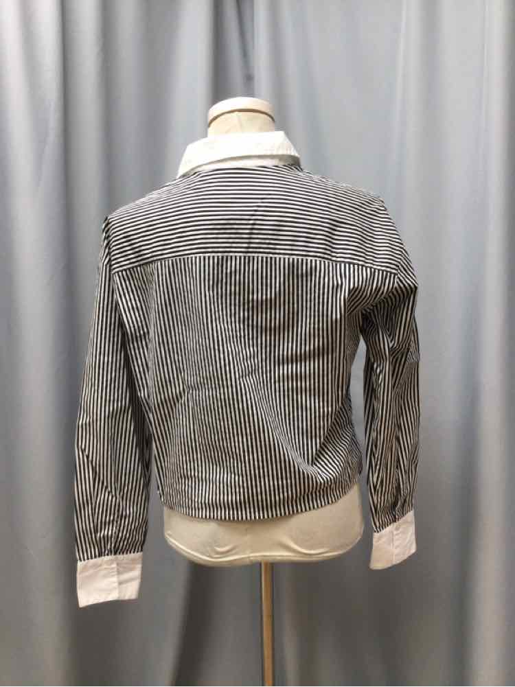 EXPRESS SIZE SMALL Ladies BLOUSE