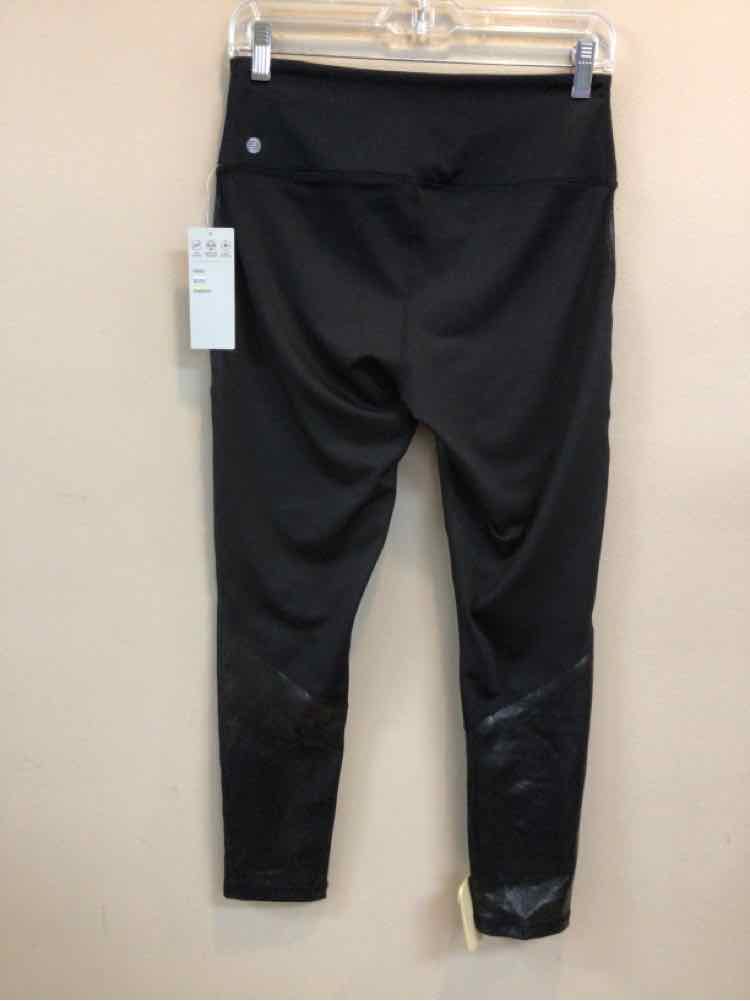 ZELLA SIZE MEDIUM Ladies EXERCISE