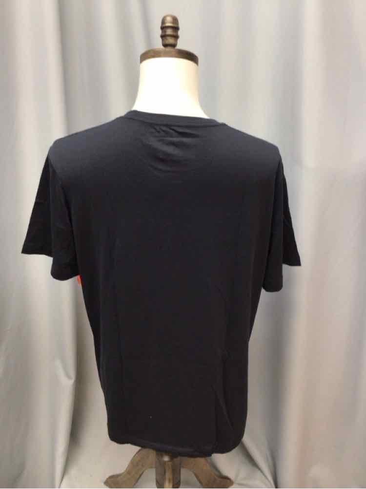 SIZE LARGE SPEEDO Men's SHIRTS