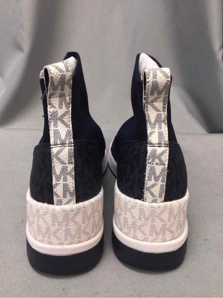 MICHAEL KORS SIZE 6 Ladies SHOES