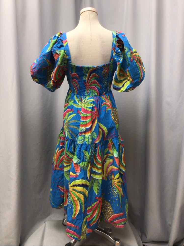 FARM SIZE MEDIUM Ladies DRESS
