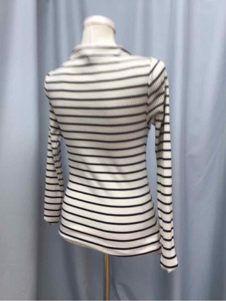 LOFT SIZE SMALL Ladies TOP