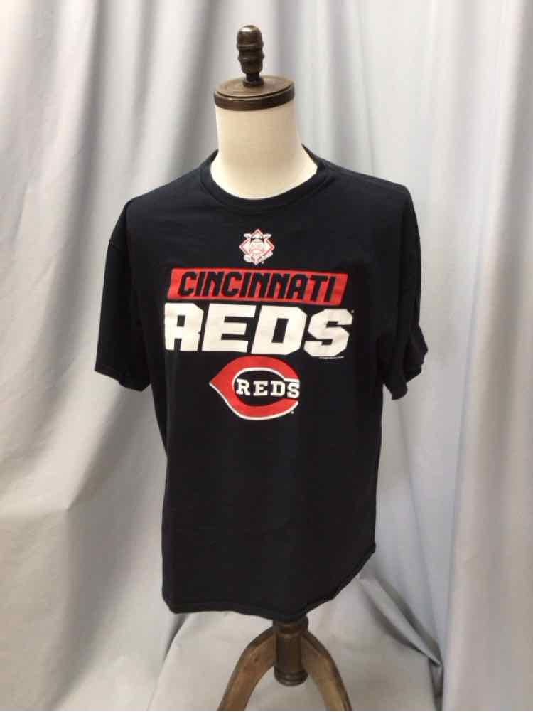 SIZE X LARGE GENUINE MERCHANDISE Men's SHIRTS