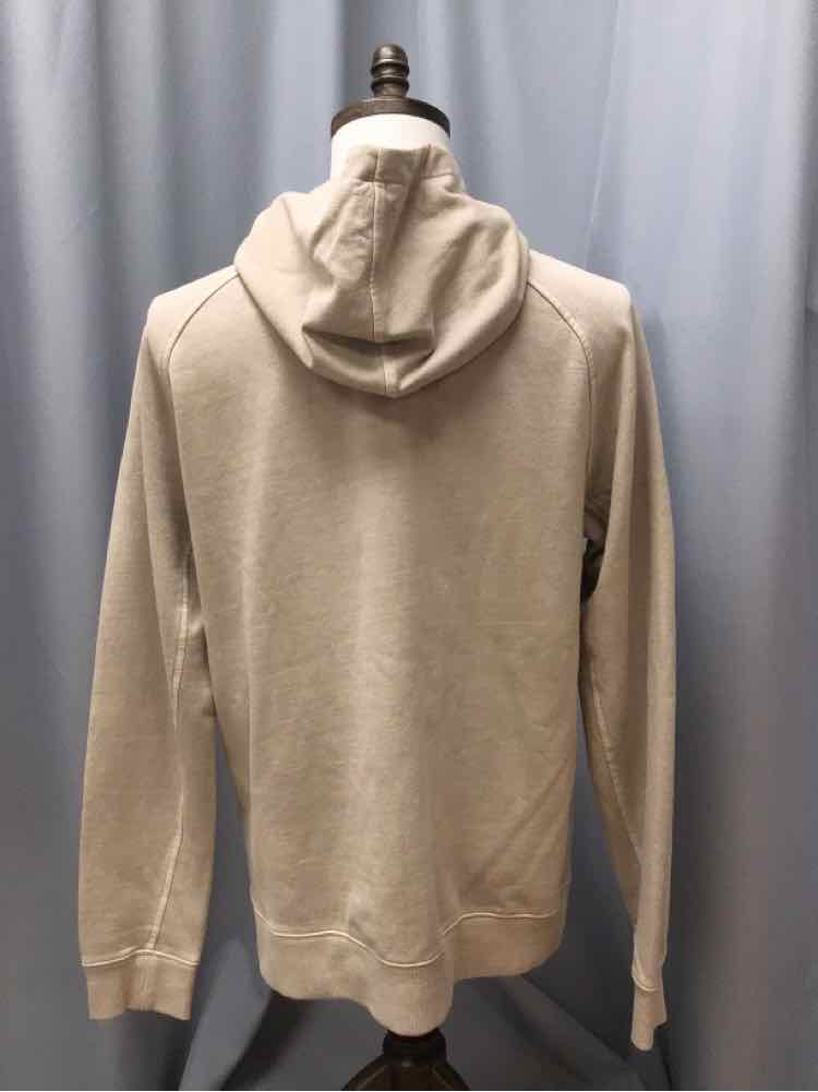 SIZE MEDIUM Men's SHIRTS