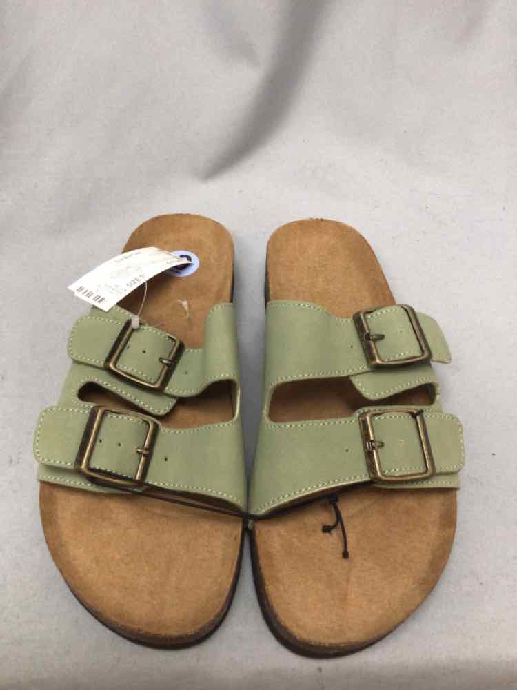 MOUNTAIN SOLE SIZE 9 Ladies SHOES