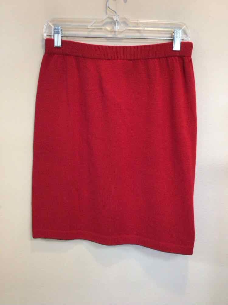 ST. JOHN SIZE 6 Ladies SKIRT