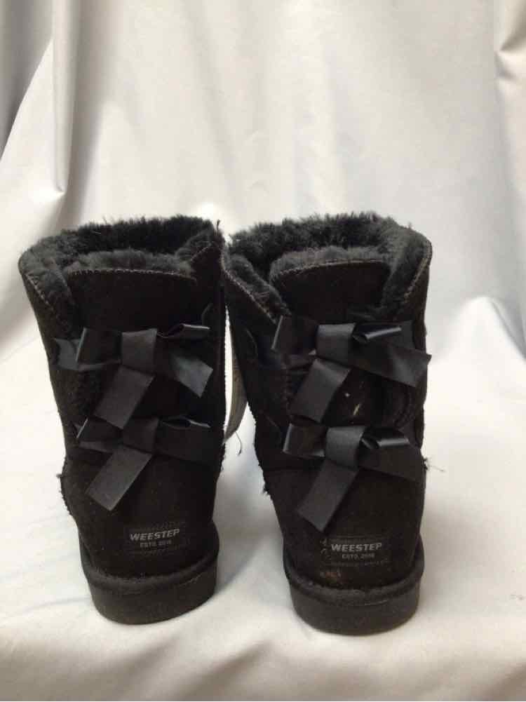 WEESTEP SIZE 9 Ladies SHOES