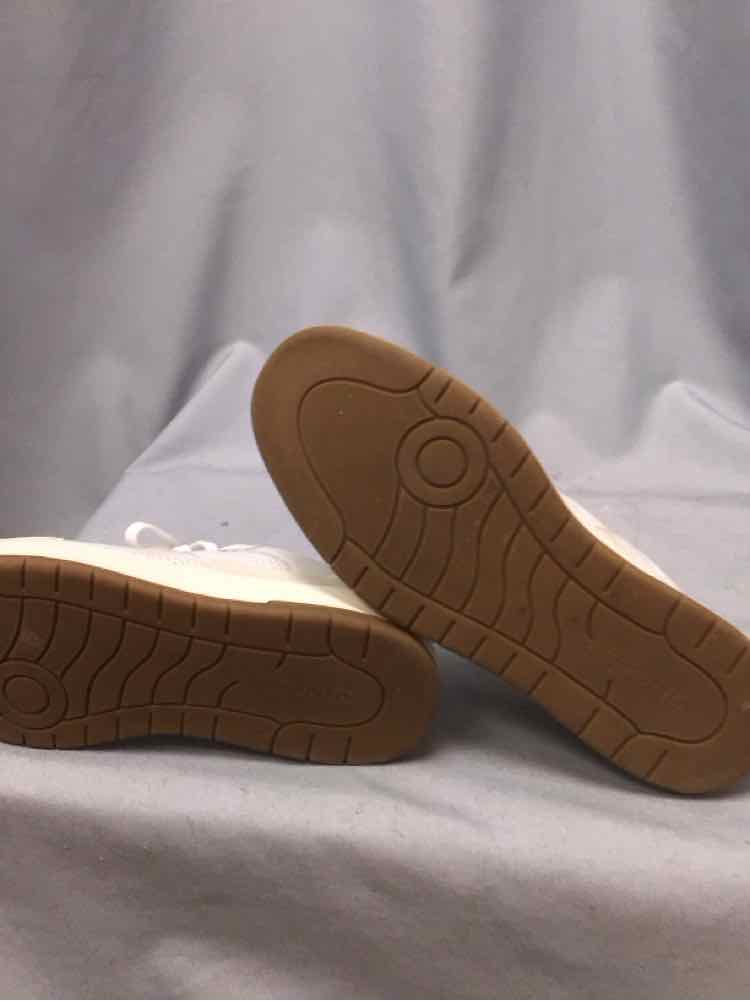 SIZE 9 VINCE Men's SHOES