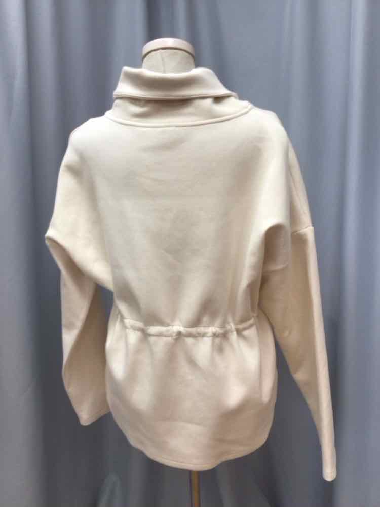 VARLEY SIZE MEDIUM Ladies TOP