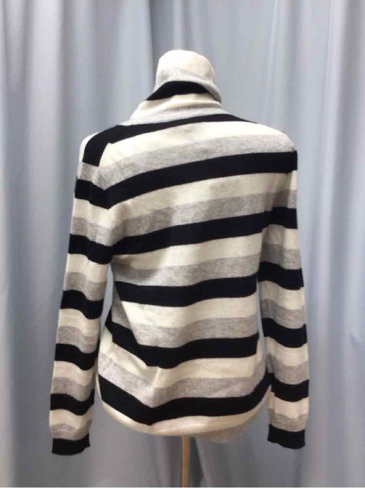 CHARTER CLUB SIZE MEDIUM Ladies TOP