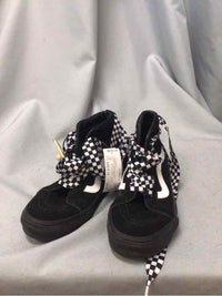 VANS SIZE 8 1/2 Ladies SHOES