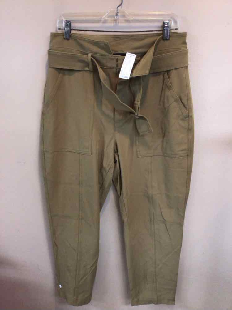 BANANA REPUBLIC SIZE 12 Ladies PANTS