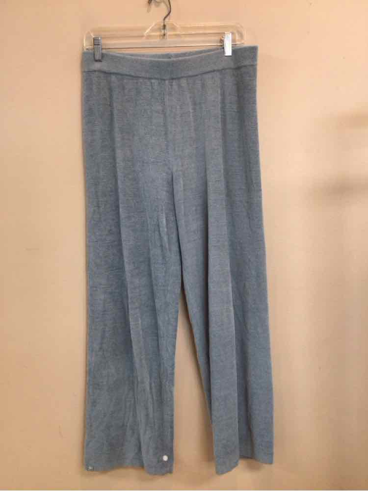BAREFOOT DREAMS SIZE MEDIUM Ladies EXERCISE