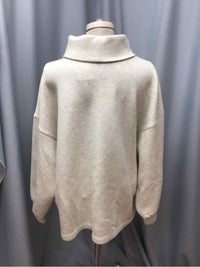 OLD NAVY SIZE X LARGE Ladies TOP