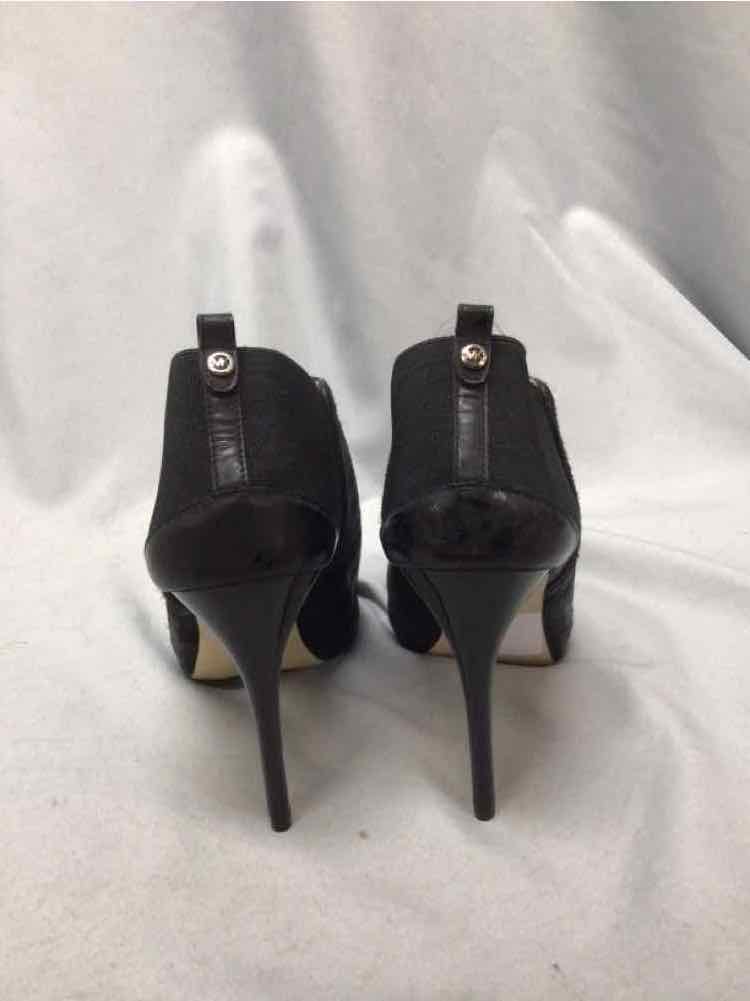 MICHAEL KORS SIZE 10 Ladies SHOES