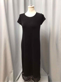 CHICOS SIZE MEDIUM PET Ladies DRESS
