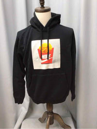 SIZE MEDIUM NIKE Men's SHIRTS