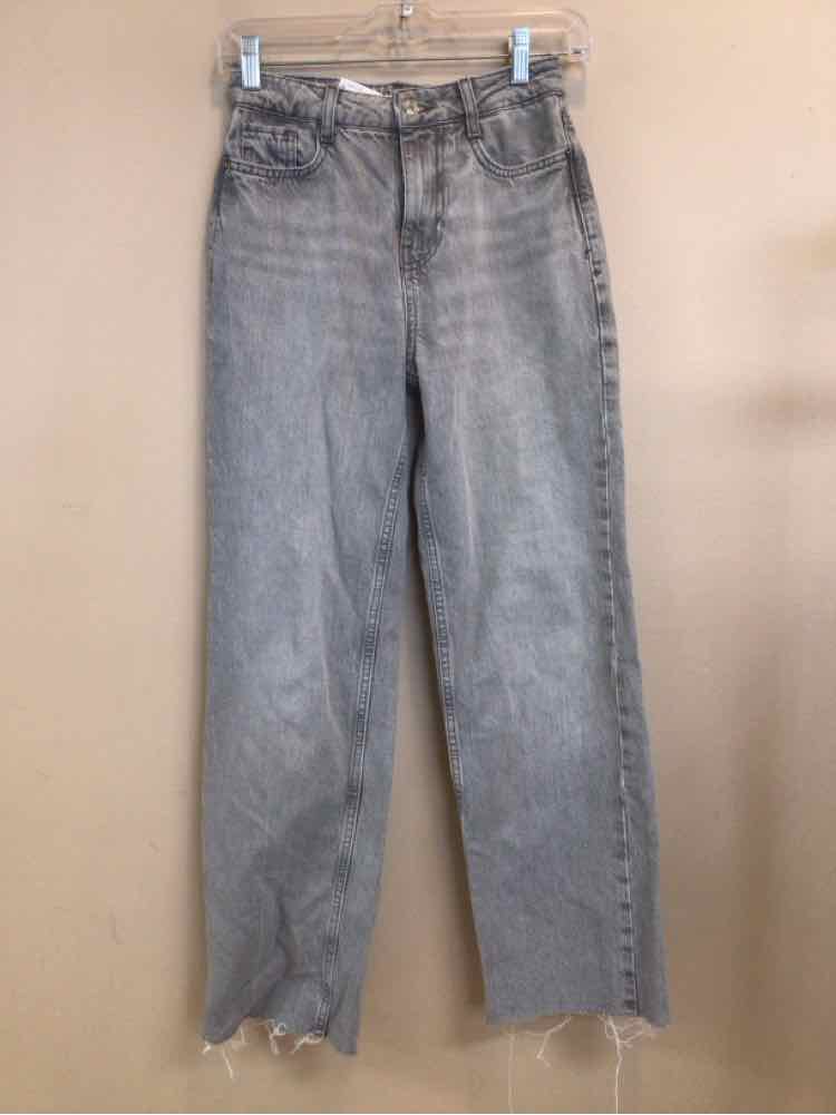 ZARA SIZE 0 Ladies JEANS