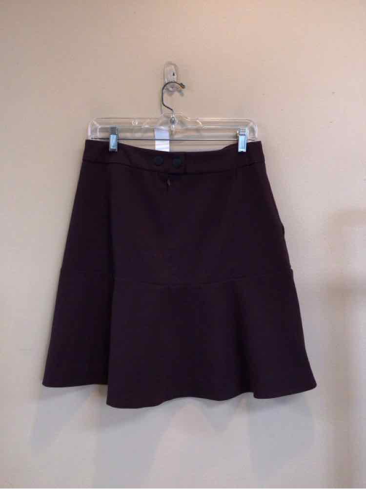 CABI SIZE 6 Ladies SKIRT