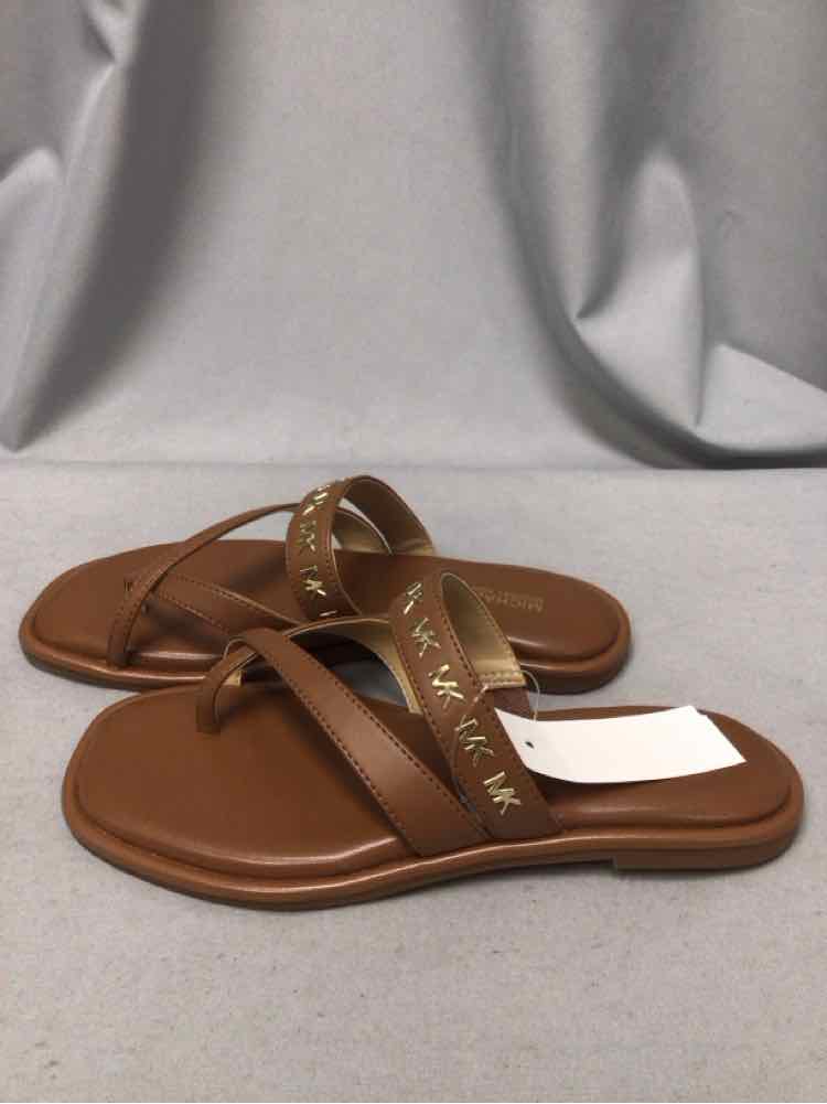 MICHAEL KORS SIZE 7 Ladies SHOES