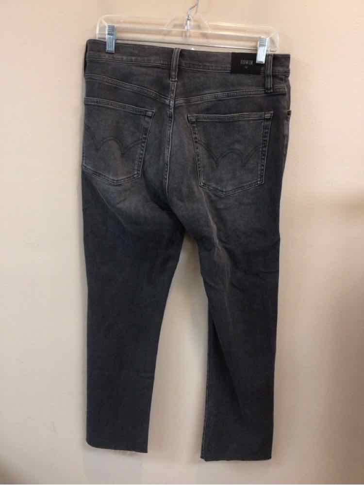 EDWIN SIZE 30 Ladies JEANS