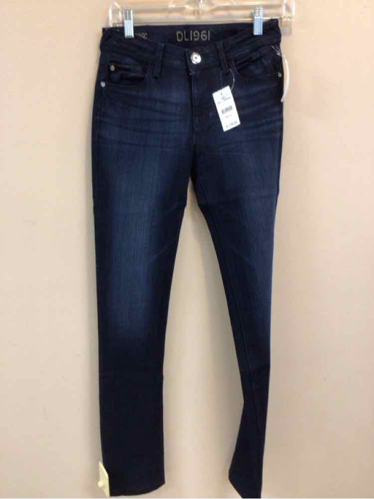 DL 1961 SIZE 25 Ladies JEANS