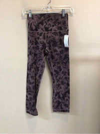LULULEMON SIZE 4 Ladies EXERCISE