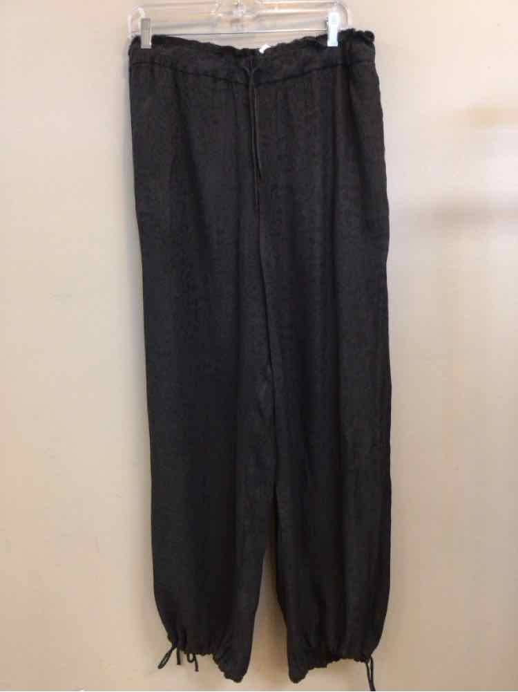 MASSIMO DUTTI SIZE LARGE Ladies PANTS