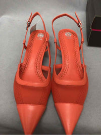 VINCE CAMUTO SIZE 10 Ladies SHOES
