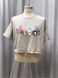 BT21 SIZE SMALL Ladies TOP