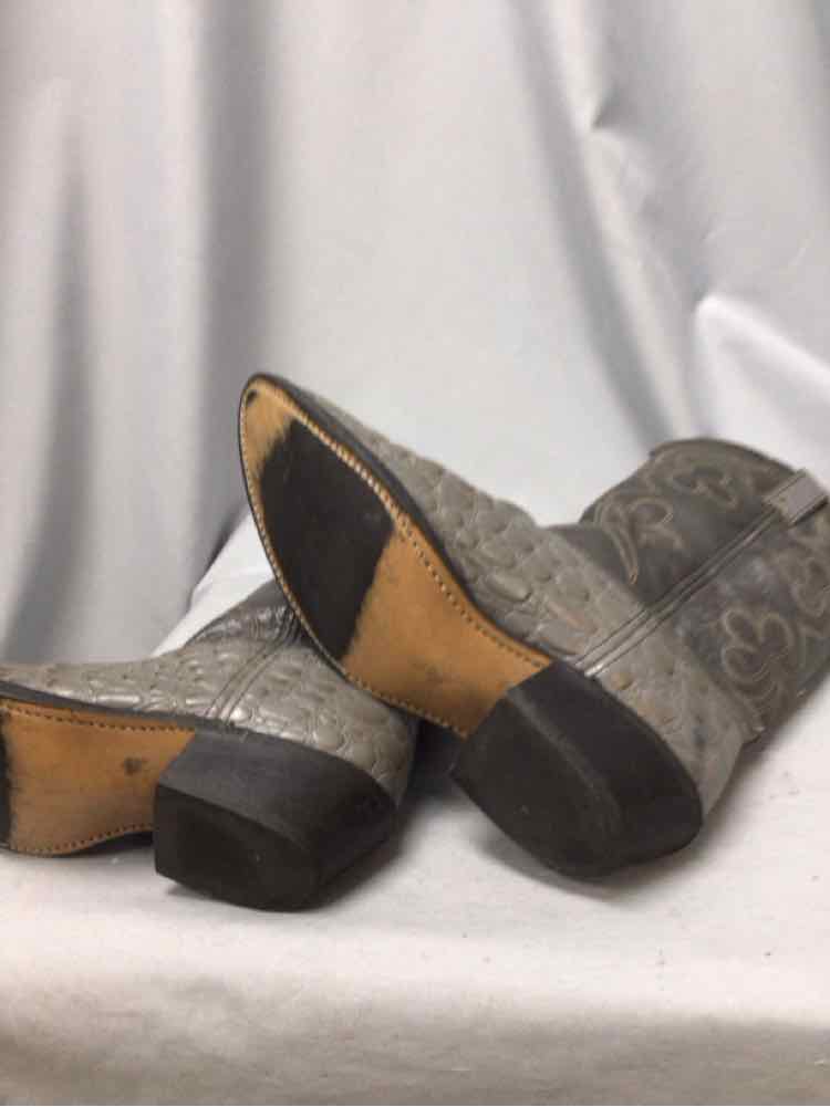 SIZE 8 1/2 Men's SHOES