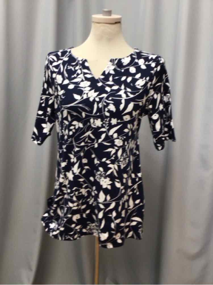 CROFT & BARROW SIZE SMALL Ladies TOP