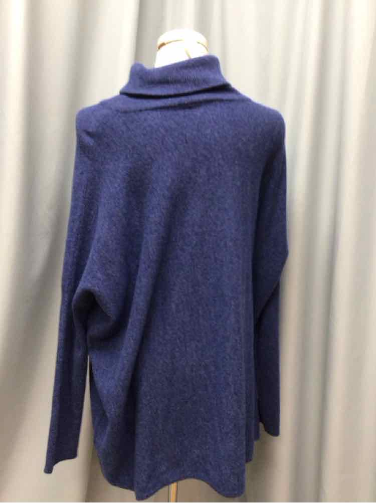 GARNET HILL SIZE MEDIUM Ladies TOP