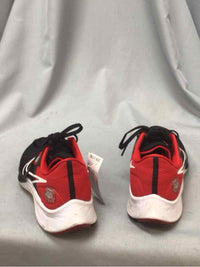 NIKE SIZE 9 Ladies SHOES