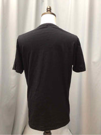 SIZE LARGE HARDY Men's SHIRTS