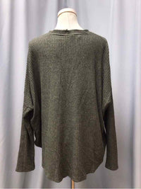 AMERICAN EAGLE SIZE X LARGE Ladies TOP
