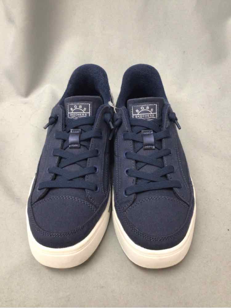 BOBS SIZE 7 1/2 Ladies SHOES