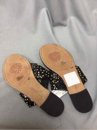 VINCE CAMUTO SIZE 9 Ladies SHOES