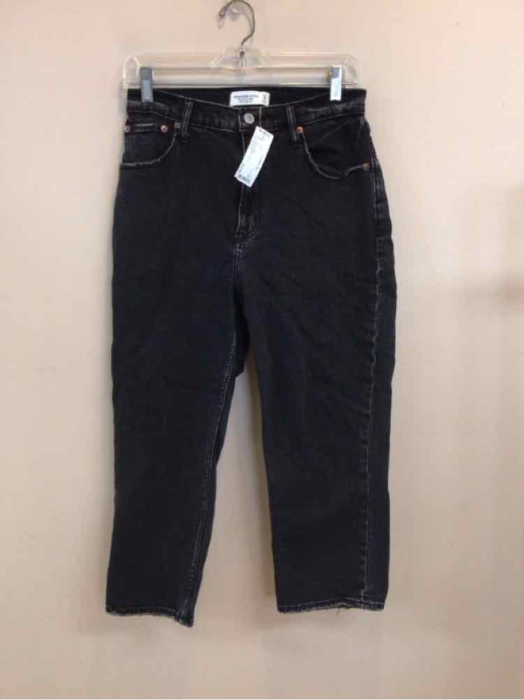 ABERCROMBIE & FITCH SIZE 8 Ladies JEANS