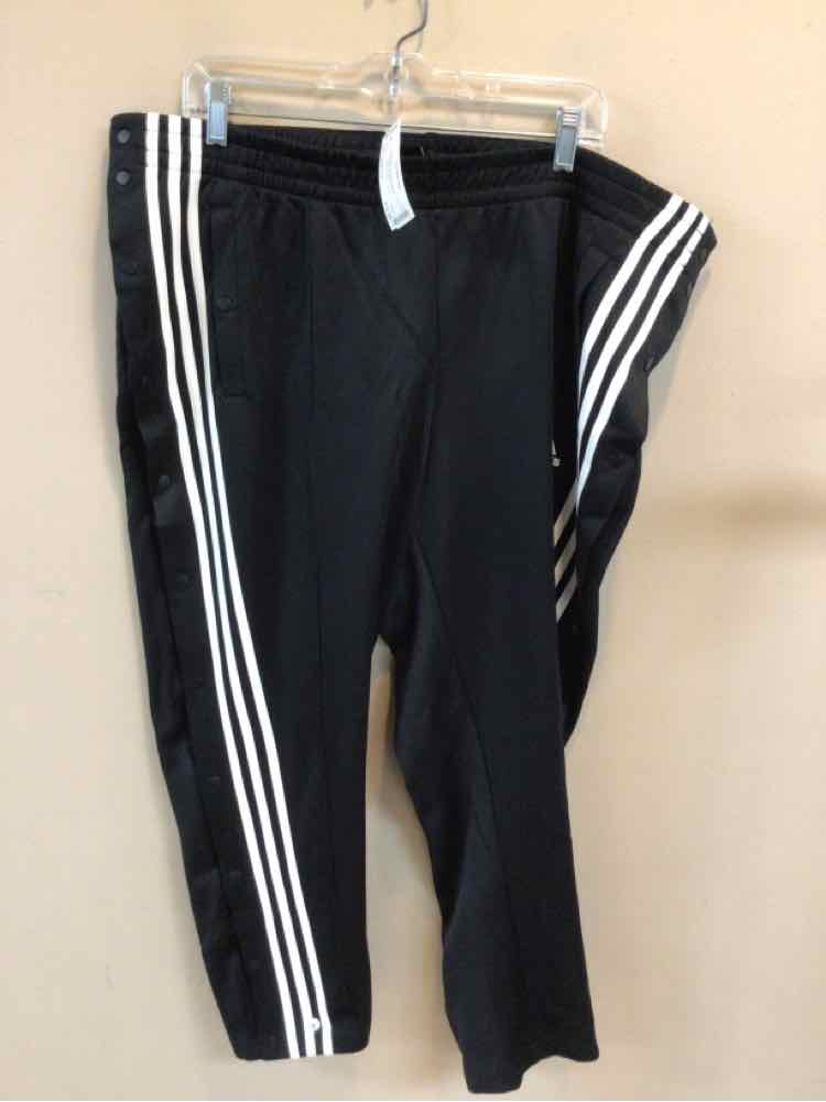 ADIDAS SIZE 2 X Ladies EXERCISE