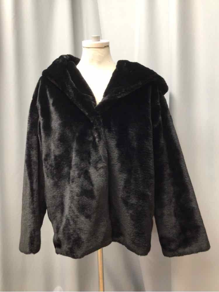 PRIMACK CARES SIZE SMALL Ladies JACKET