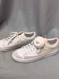 SIZE 9 NIKE Men's SHOES